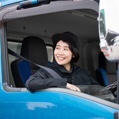 首都圏センター間配送｜10tドライバー　☆パレット積みで腰への負担が少ないの画像