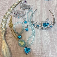 2点目以降100円！エルサ変身小物セット　プリンセスの画像