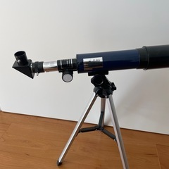 小型望遠鏡の画像