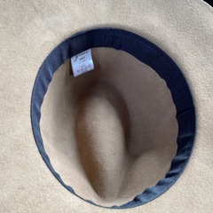 お洋服と帽子セットの画像