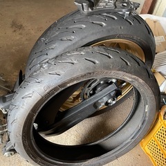 XSR700 ホイール　スイングアーム
の画像