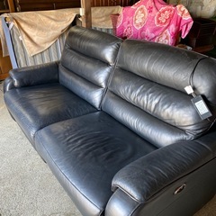 電動3人掛けソファーの画像