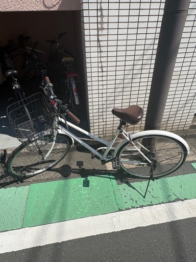 自転車　　６段変速　　白　　26インチ
