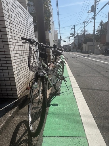 自転車　　６段変速　　白　　26インチ
