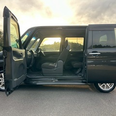 Bluetooth対応ナビ付☆月々9千円〜分割可❗️車検2年付き！【名義変更代込み】広い車内！大人気‼️ダイハツ タントカスタム☆Bluetooth対応ナビ付き☆走行中DVD見れます♪ETC付き☆純正アルミ☆事故修復歴無し☆電動スライドドア☆ドライブレコーダー☆そのまま乗って帰れます！の画像
