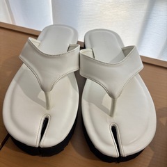 【ホワイト新品】AniAmi✳︎ビーチトングサンダル厚底✳︎2足setの画像