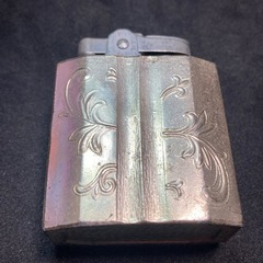 唐草模様ライターの画像