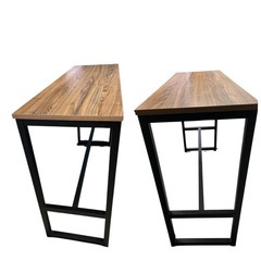 カウンター＆チェアの画像