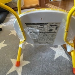 アンパンマンキッズチェア とテーブルの画像