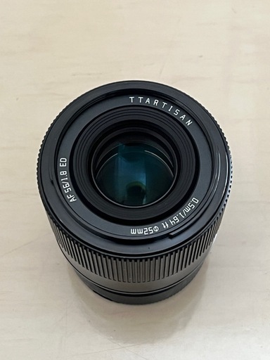 TTartisan  F1.8 56mm AFレンズ