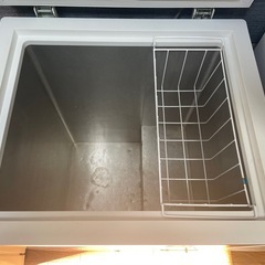 品名: 142L 上開き式冷凍庫 品番: JF-WNC142Aの画像