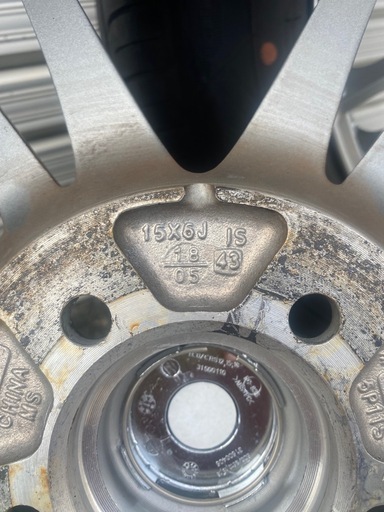 195/65Ｒ15   タイヤアルミホイール4本セット
