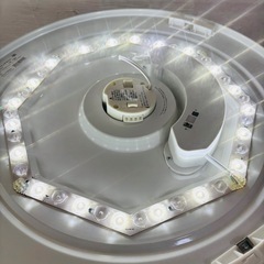 ドウシシャ 〜6畳用 LEDシーリングライトリモコン付き　 カバー割れあり‼︎ リモコン付き/J032-25の画像