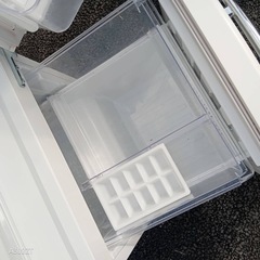 H247 送料設置無料  2ドア　レトロデザイン冷蔵庫  149Lの画像