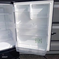 H248 送料設置無料  4ドア　アクア大型冷蔵庫　355Lの画像