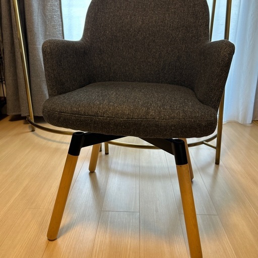 IKEA JANOLOF ヤンオロフ 回転ダイニングチェア