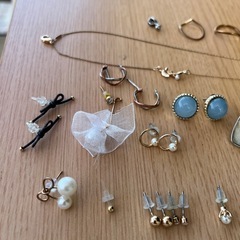 アクセサリーまとめ 女性用 指輪 ピアス 等の画像