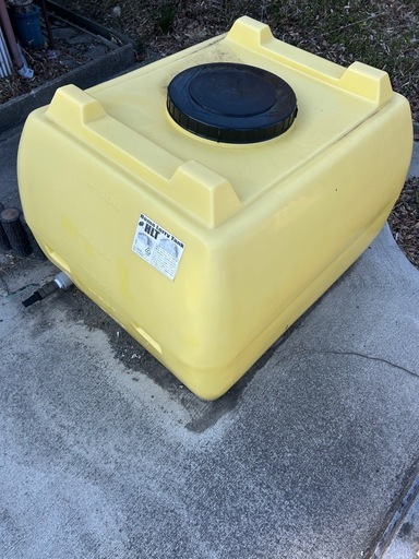 ホームタンク　500L 農業　畑　貯水タンク