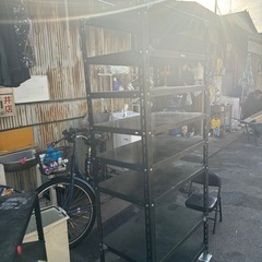 8段スチールラックの画像