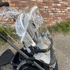 イタリア製　折り畳み可能なベビーカー　おまけ付きの画像