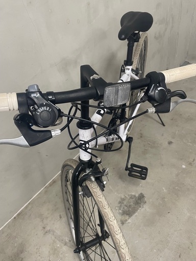 自転車　　クロスバイク　　21段変速