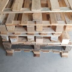 【取引中】ユーロパレット 木製パレットの画像