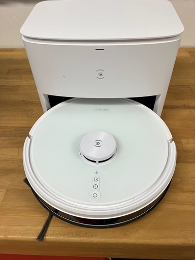 【￥2,000値下げしました】お掃除ロボ/DEEBOT Y1  plus