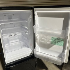 三菱　冷凍冷蔵庫　１４６Ｌ　２ドア　右開き　サファイアブラック　耐熱トップテーブル　ＭＲ－Ｐ１５Ａの画像