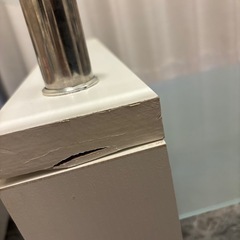 ガラステーブルの画像