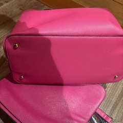 レディースバッグですの画像