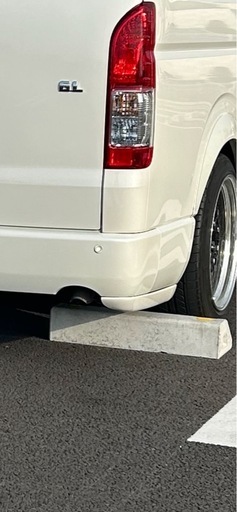 ハイエース　Essex リアライナーABS製