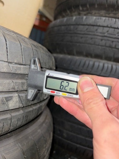 155/65R14 TOYO タイヤ　ダイハツ純正鉄チンホイール付き　4本セット