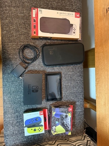 Nintendo Switch 本体＋プロコン＋Joy-Con＋コンビネーションポーチ セット