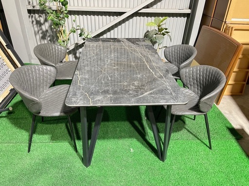?激安?❗️配送•設置?❗️♻️処分撤去♻️✨  超級感 超美品✨　4人掛け大理石風ダイニングテーブルセット　合成皮椅子4脚 サイズ　