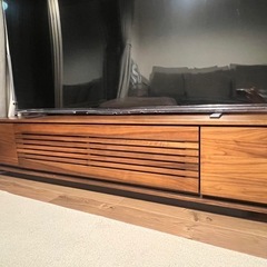 今日取りに来れる方無料でお譲りします！一世紀　テレビボードの画像