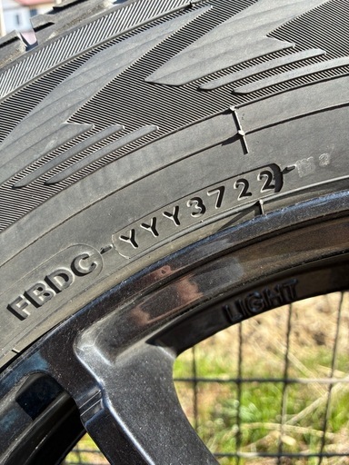 ヨコハマ　ice GUARD  235/60R18