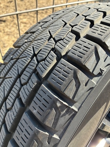 ヨコハマ　ice GUARD  235/60R18