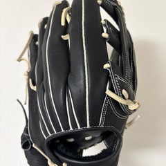 ほぼ新品✨外野手用グローブyabaneの画像