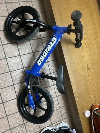 ストライダー スポーツモデル (STRIDER Sport) 12インチ  車体 ブルー 日本正規品