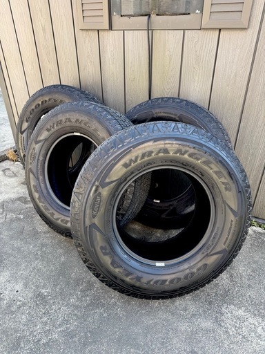 【中古4本】グッドイヤー 265/70R16 SUV用　