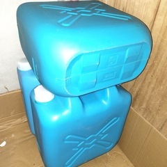 ポリタンク（灯油・水用）の画像