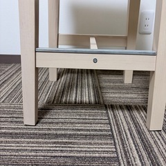 木製　イスの画像