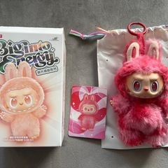 正規品　らぶぶ　ラブブ　レッド　THE MONSTERS Big into Energy 　の画像