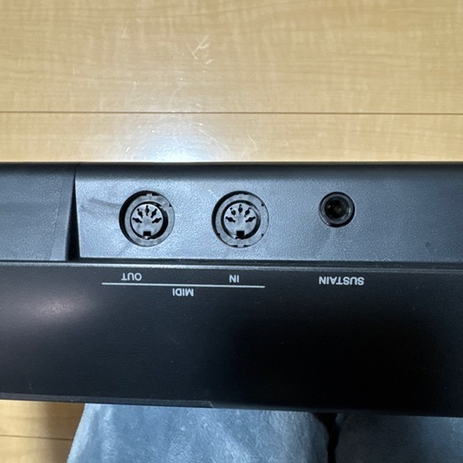 YAMAHA 電子ピアノ 譜面台付き