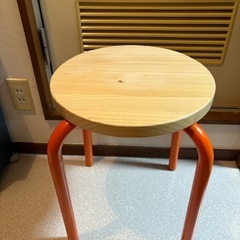 ikea domsten ドムステン　スツールの画像