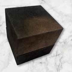 インテリア 巨大サプライズ リング ピンクシルバー オブジェの画像