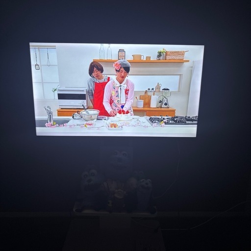引き取り限定　テレビ40インチ_壁掛けテレビセット