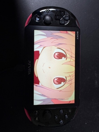 psvita 2000 ピンク　外観は綺麗　