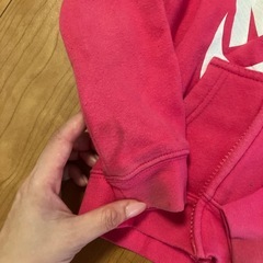 キッズパーカーの画像