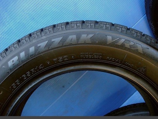 タイヤ ブリヂストン製 ブリザックVRX 155/65R14 2019年製